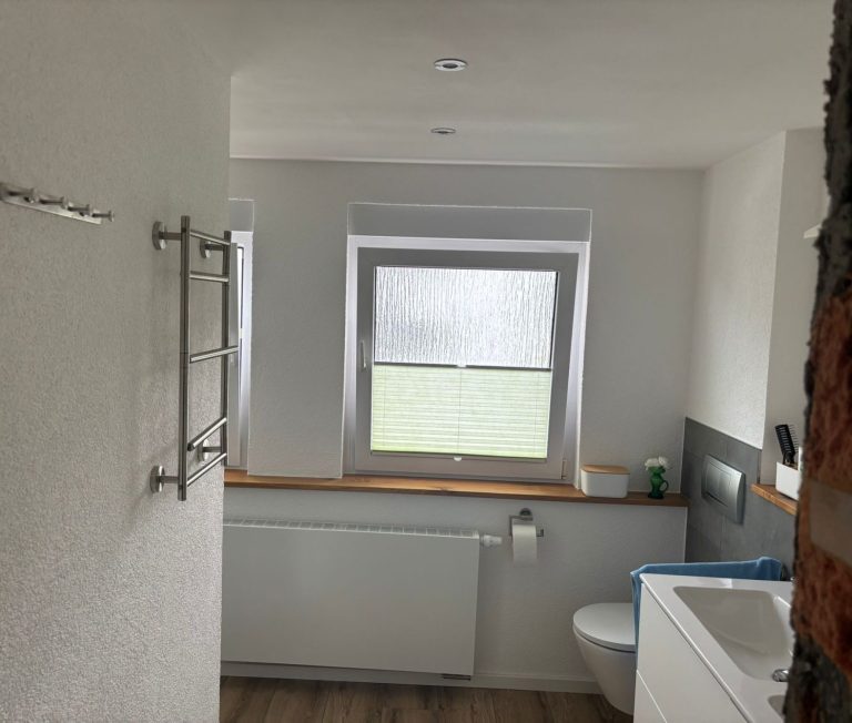 individuelle Oberflächengestaltung in einem Badezimmer